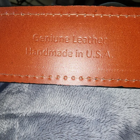 Men's Leather Belt - Picture 8 of 8
